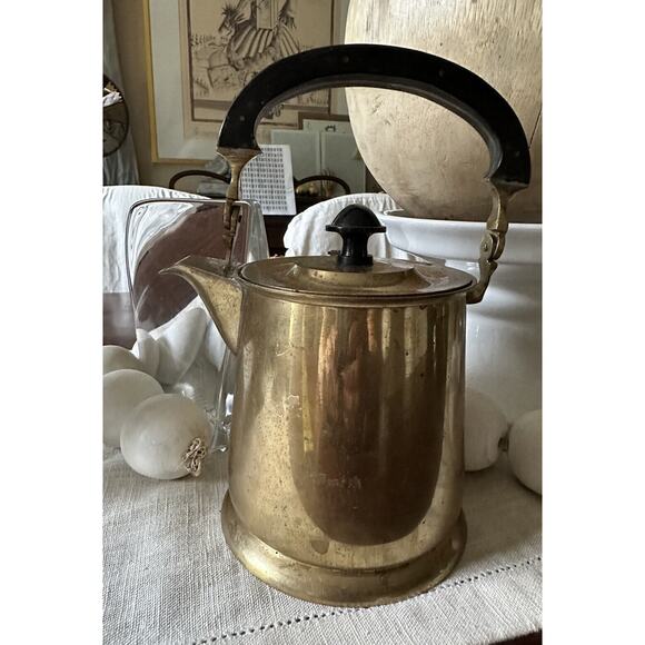 Vintage Brass Tea Pot Kettle Wood Handle Lid Attached, Flaw With The Handle - Picture 5 of 16